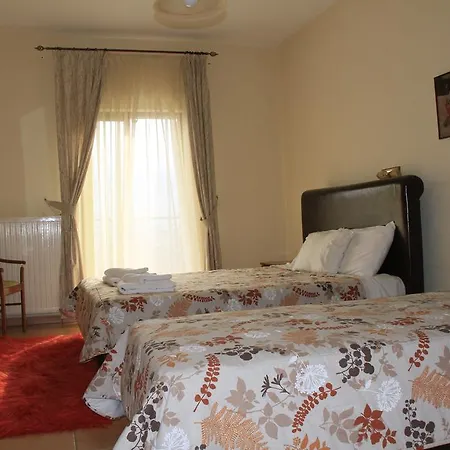 Guest house Agrafa 3*